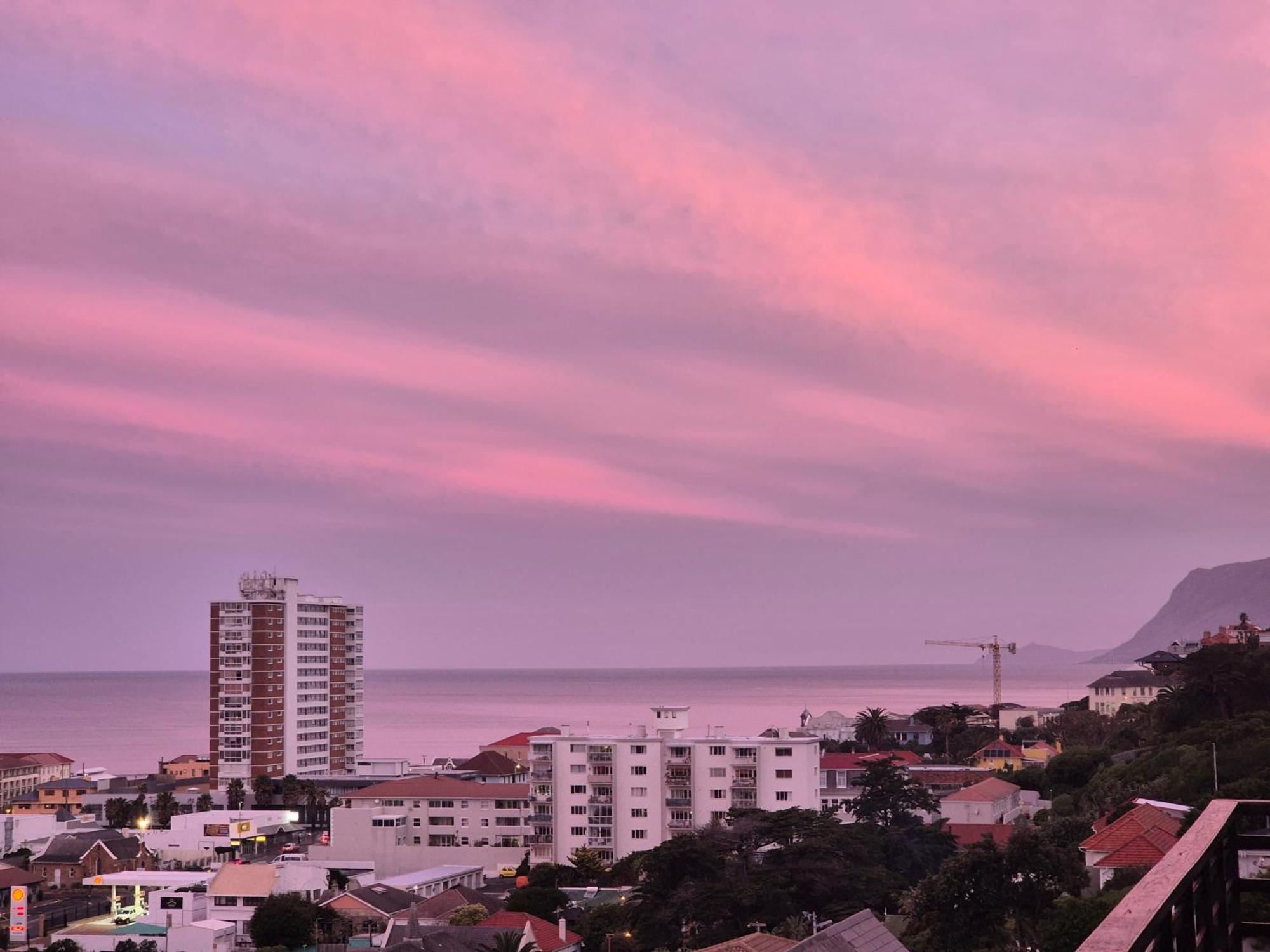 Bluebottle Guesthouse Muizenberg Esterno foto