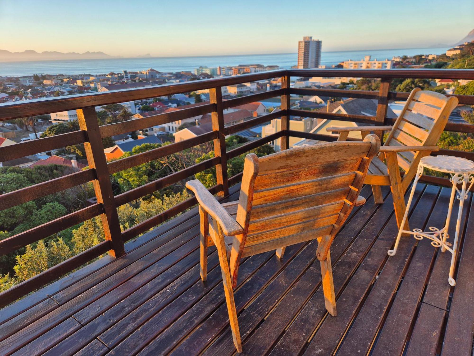 Bluebottle Guesthouse Muizenberg Esterno foto