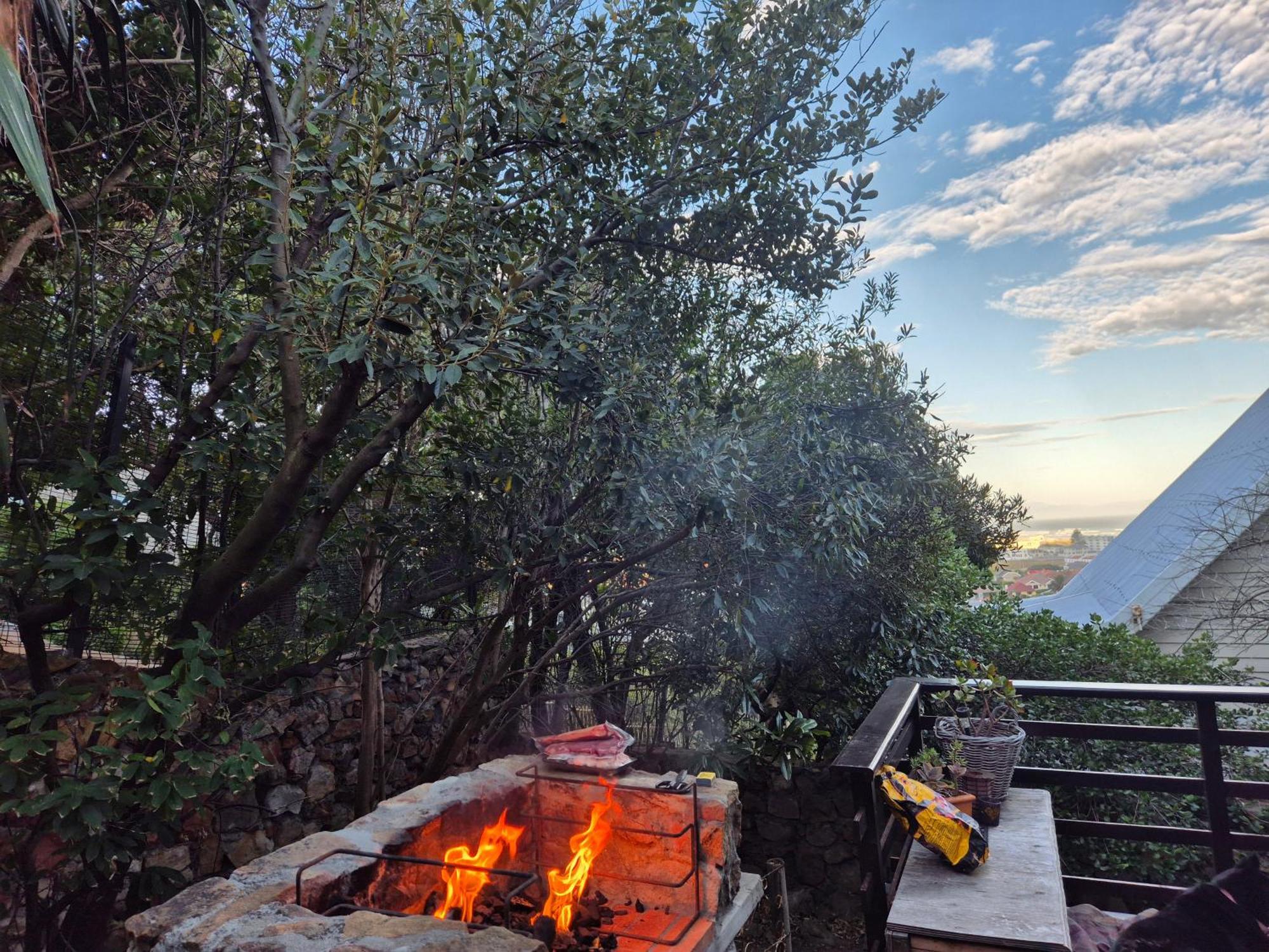 Bluebottle Guesthouse Muizenberg Esterno foto